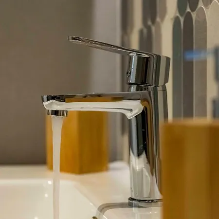 Magisto Loft ניאה מודאניה